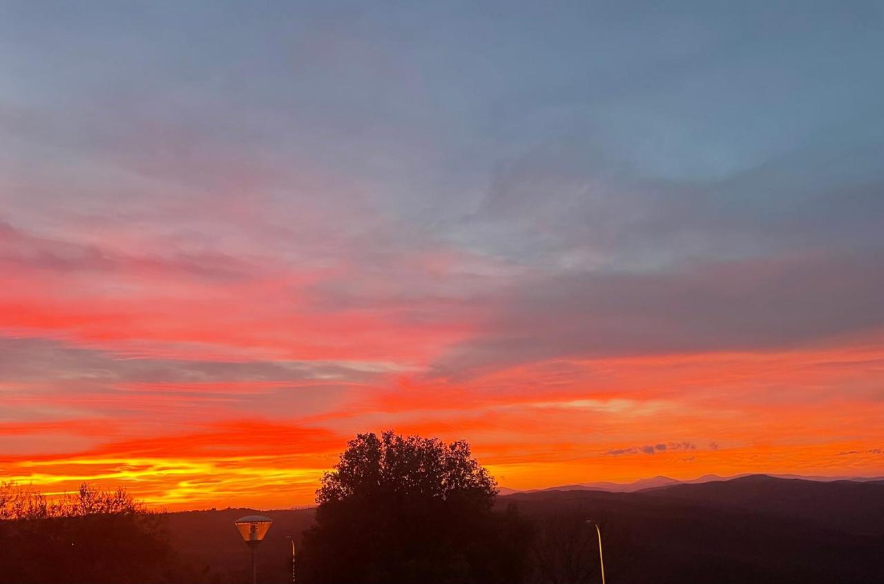 Il Tramonto Montalcino Exterior foto